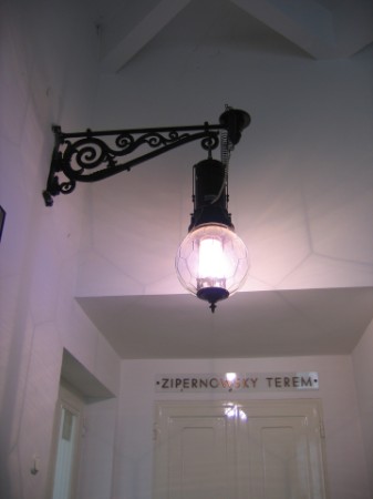 www.emuzeum.hu www.emuzeum.hu